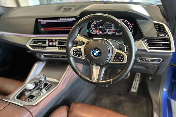 2020 BMW X6 M50i G06