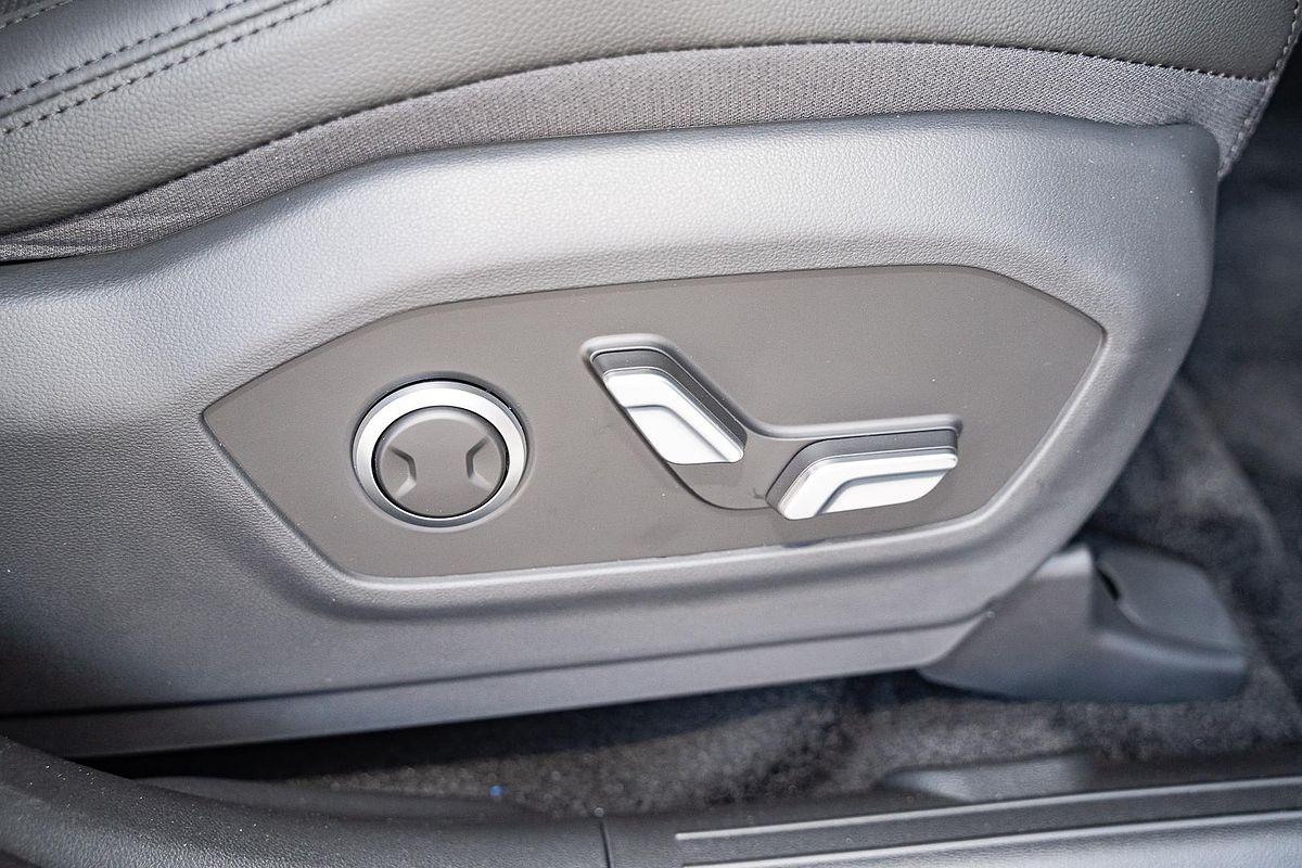 2025 Hyundai Santa Fe Elite MX5.V1