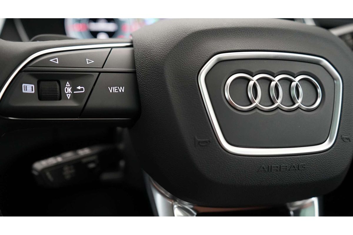 2024 Audi Q5 45 TFSI Sport FY