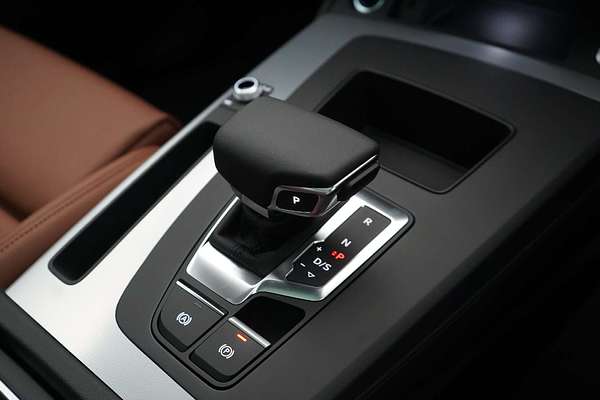 2024 Audi Q5 45 TFSI Sport FY