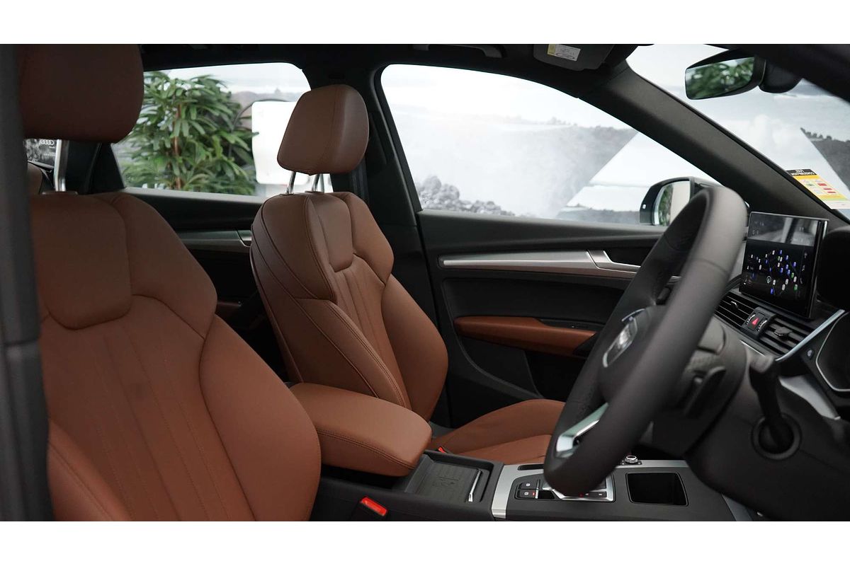 2024 Audi Q5 45 TFSI Sport FY