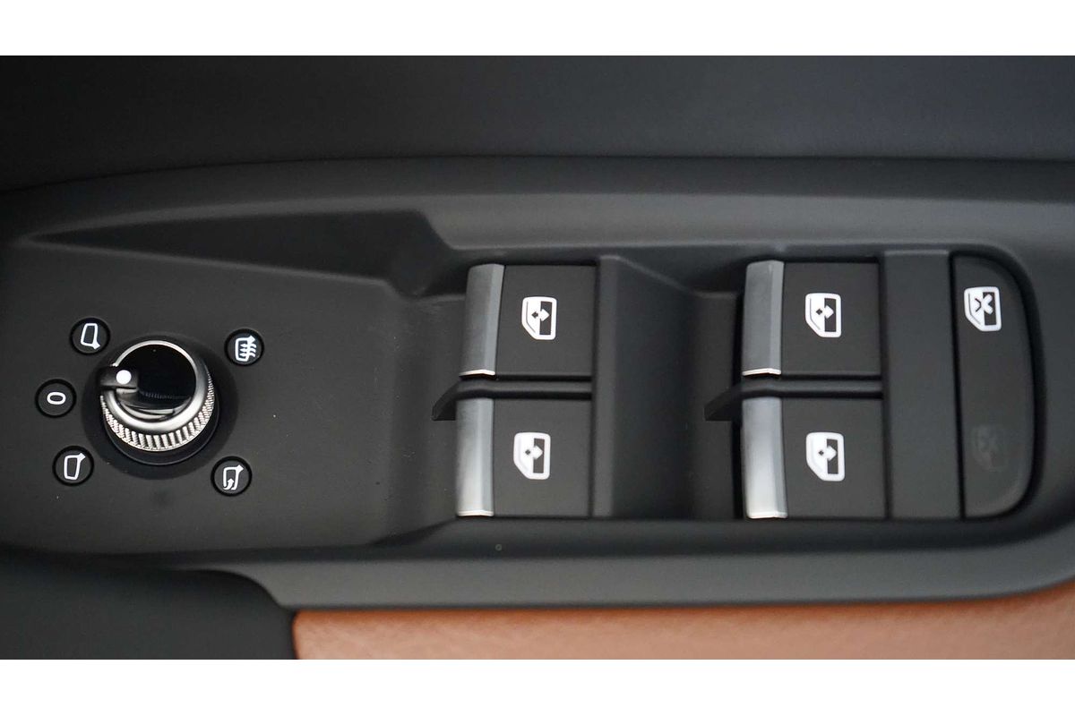 2024 Audi Q5 45 TFSI Sport FY