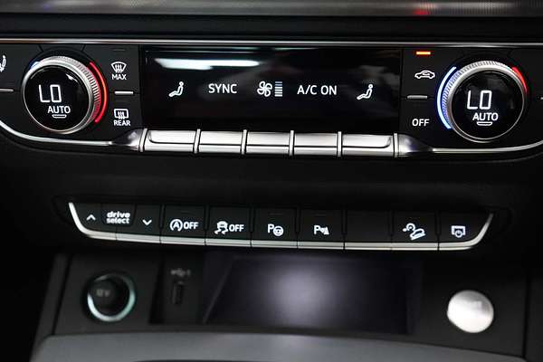 2024 Audi Q5 45 TFSI Sport FY