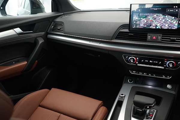 2024 Audi Q5 45 TFSI Sport FY