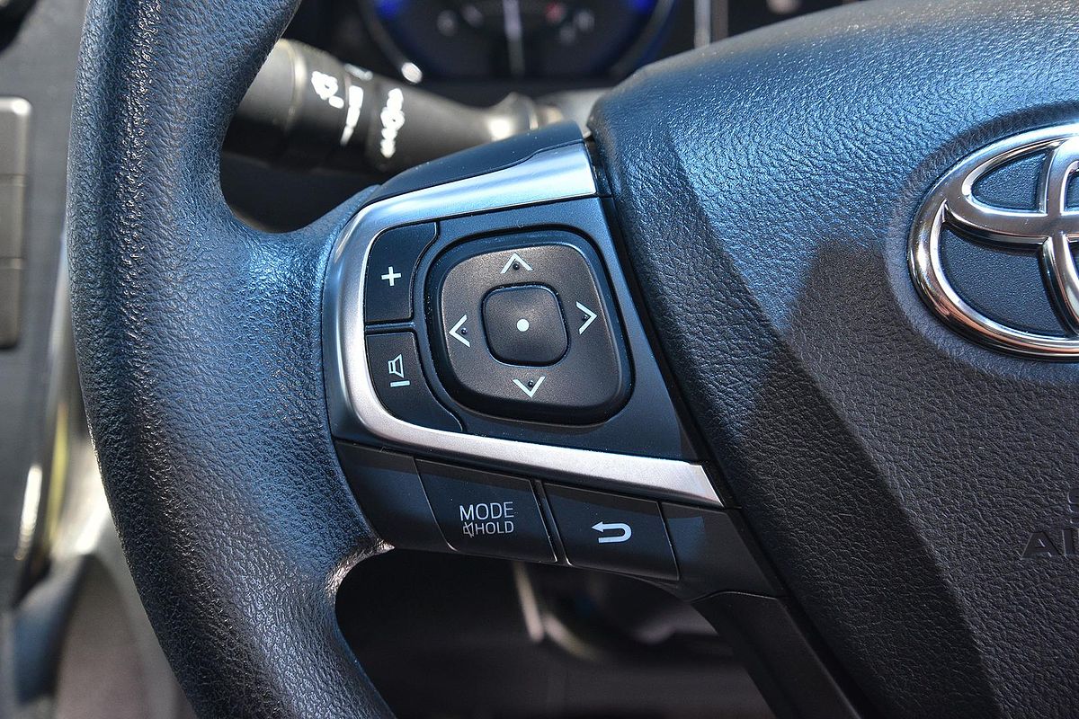 2016 Toyota Camry Altise AVV50R