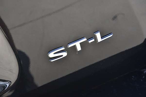 2019 Nissan Pathfinder ST-L R52 Series III