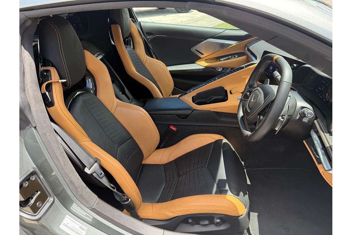 2022 Chevrolet Corvette Stingray Carbon Edition C8