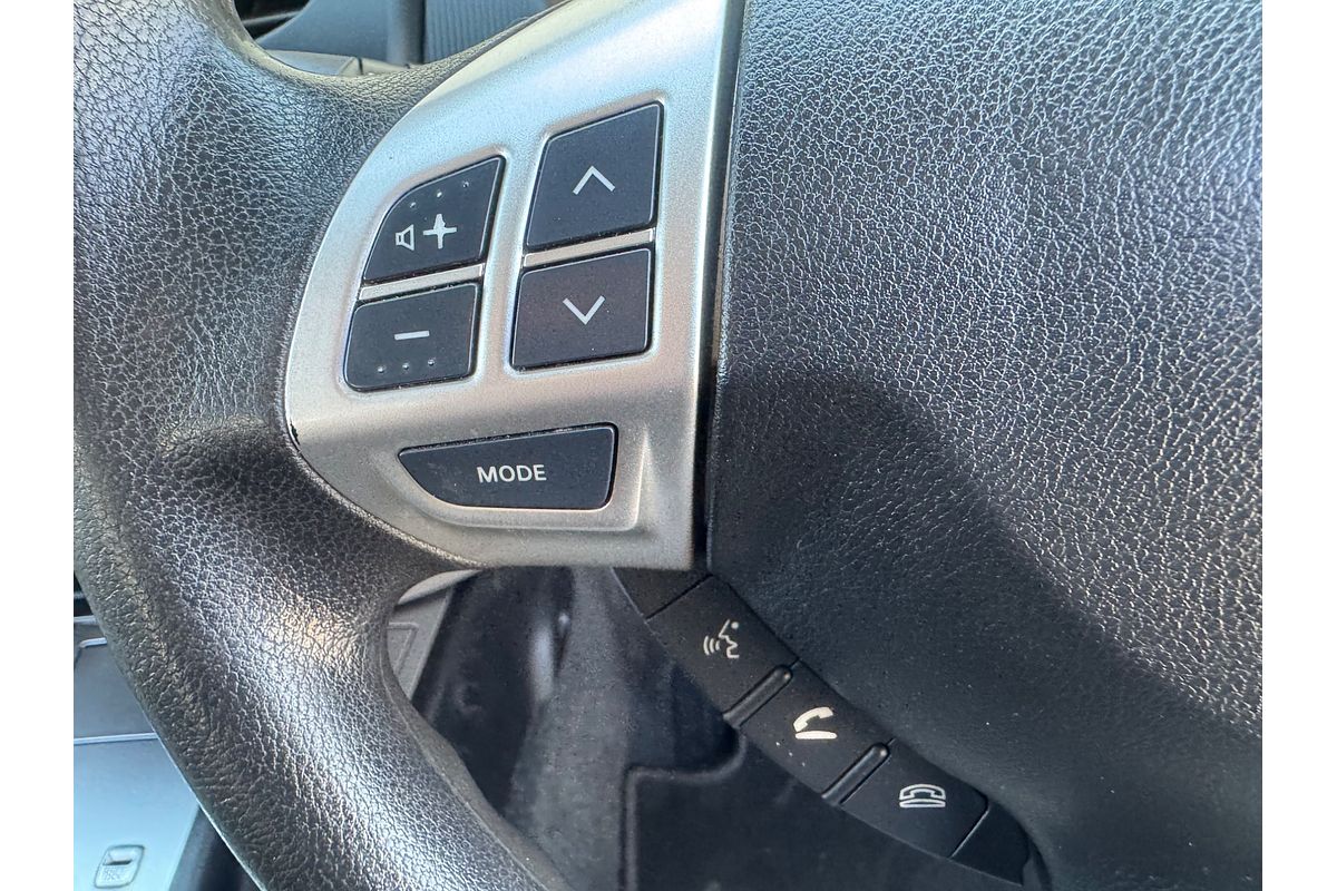 2015 Mitsubishi Triton GLX MN 4X4