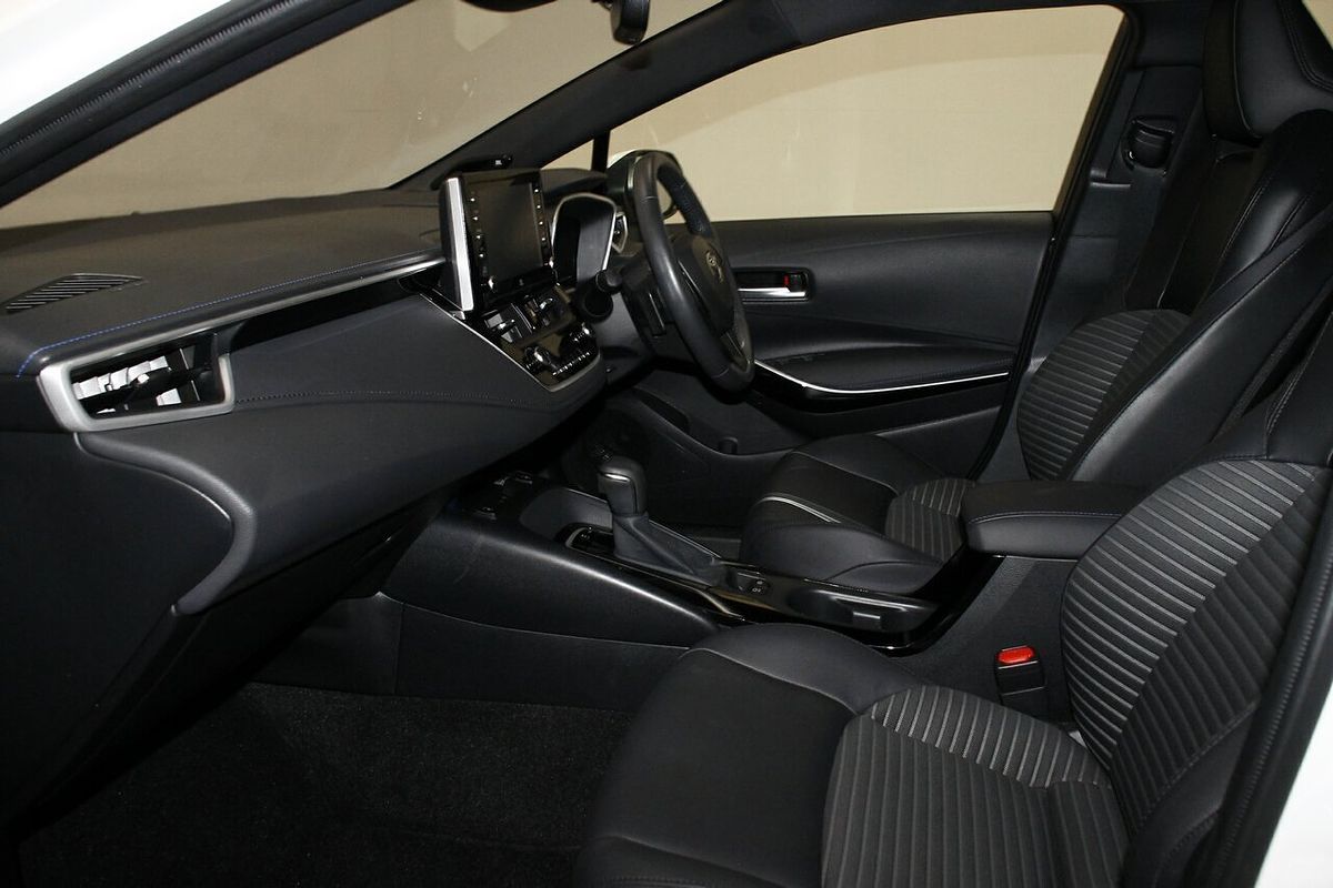 2020 Toyota Corolla ZR MZEA12R