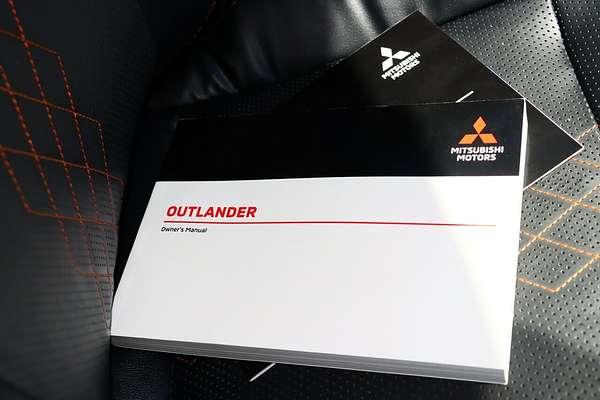 2022 Mitsubishi Outlander Exceed Tourer ZM