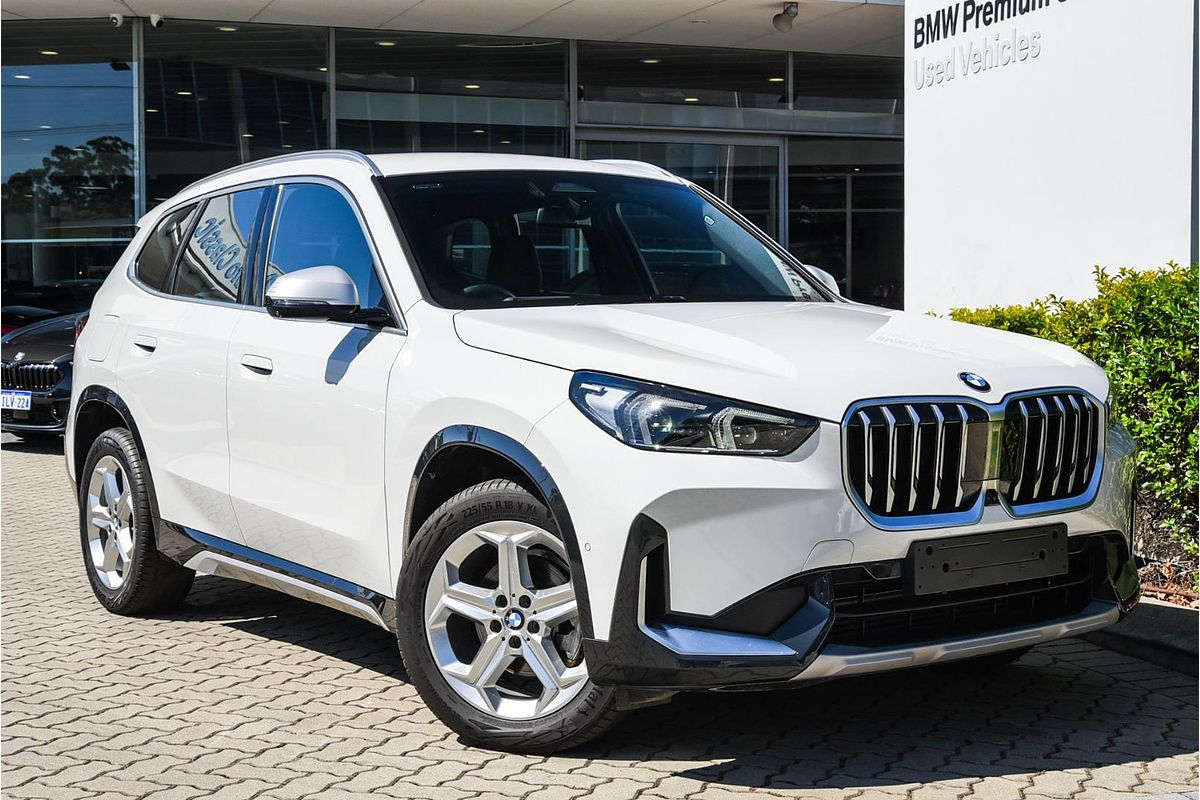 2023 BMW X1 sDrive18i U11