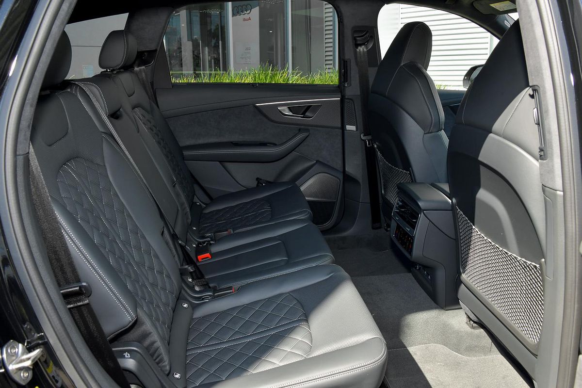 2024 Audi SQ7 TFSI 4M
