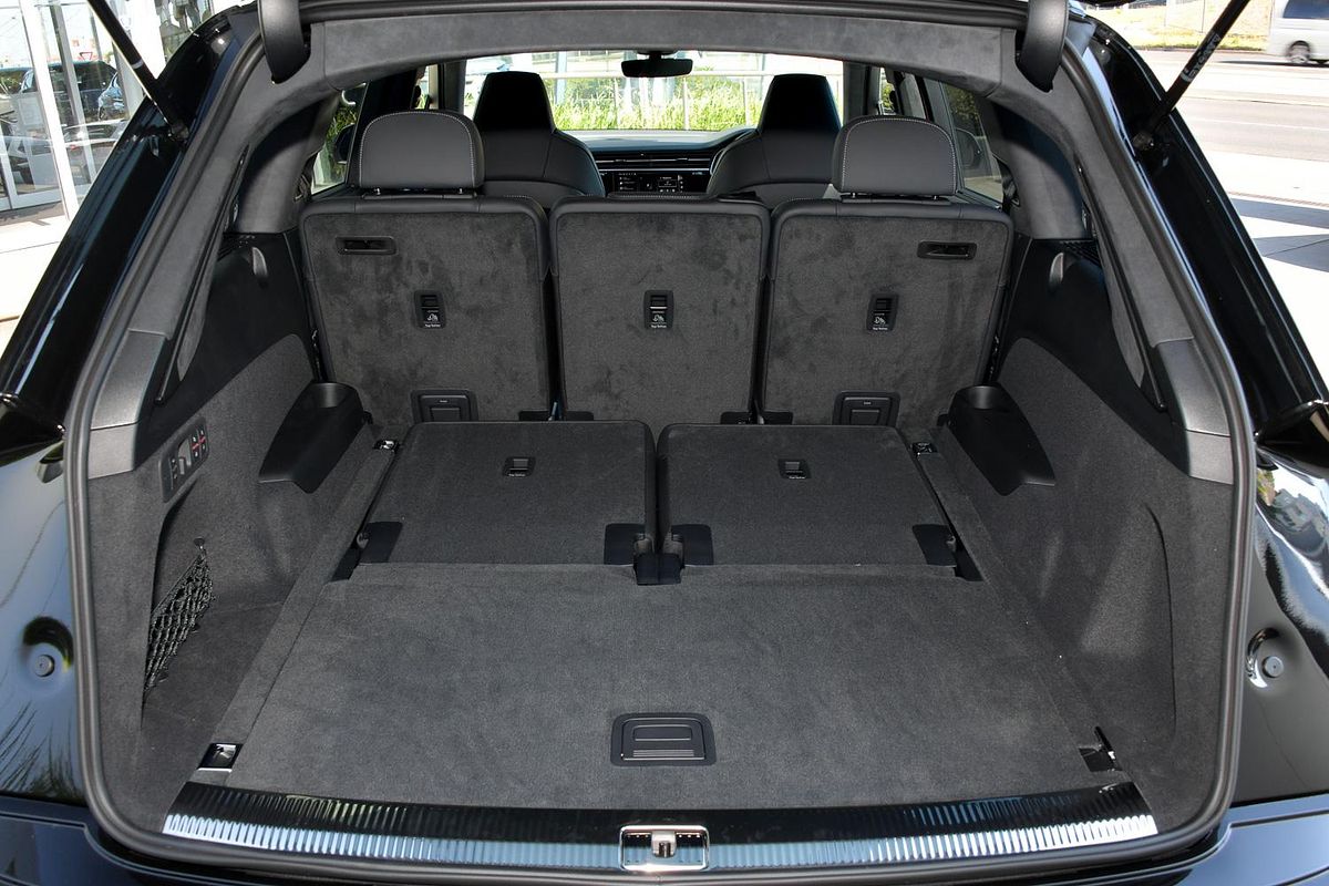 2024 Audi SQ7 TFSI 4M