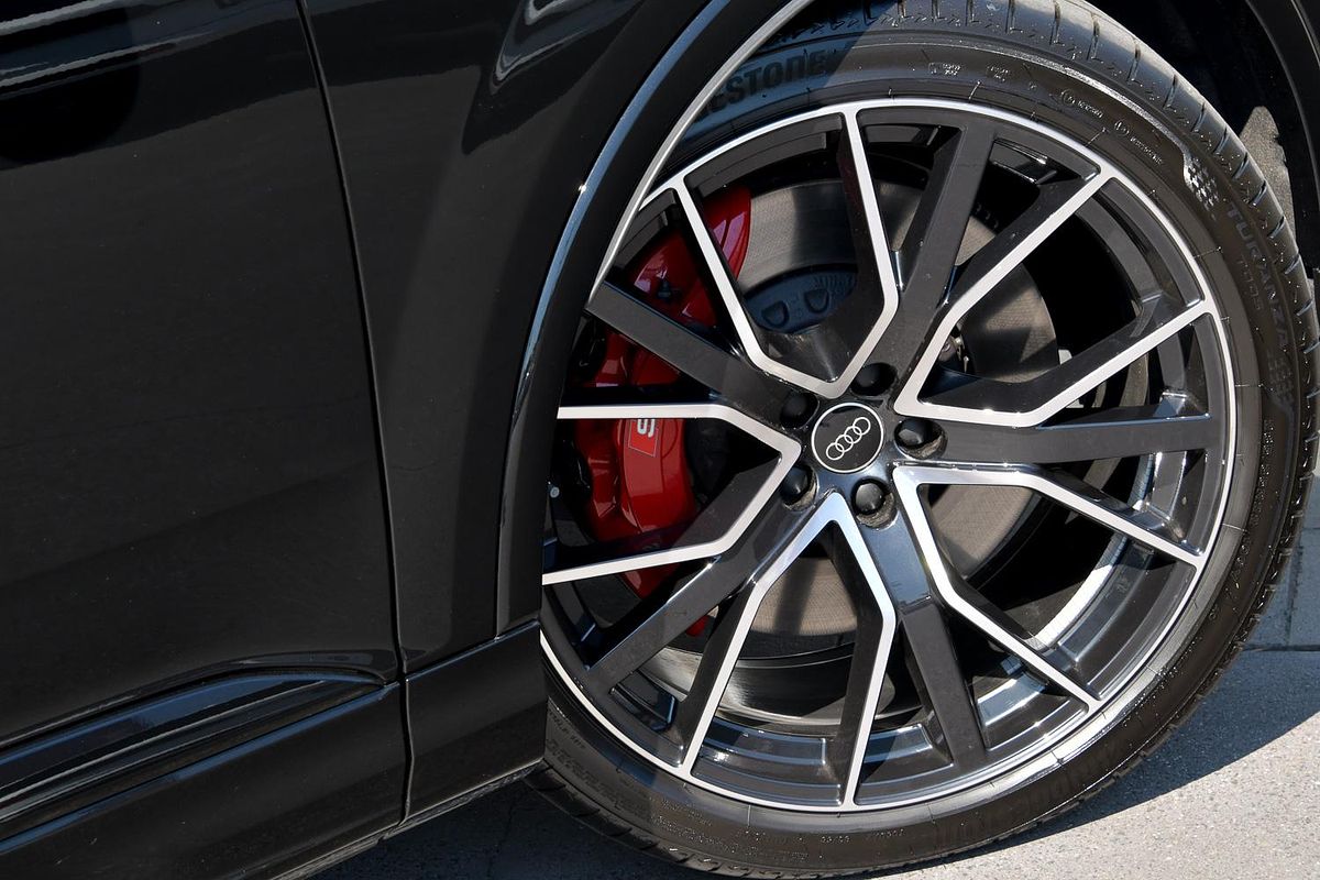 2024 Audi SQ7 TFSI 4M