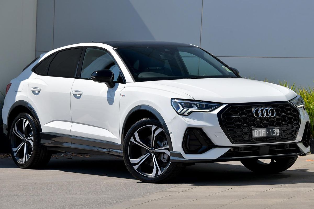 2024 Audi Q3 40 TFSI S line F3