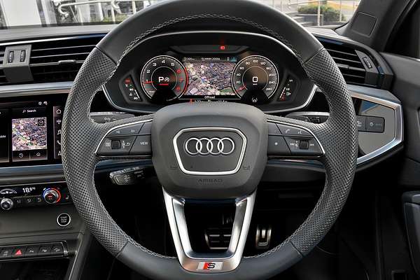 2024 Audi Q3 40 TFSI S line F3