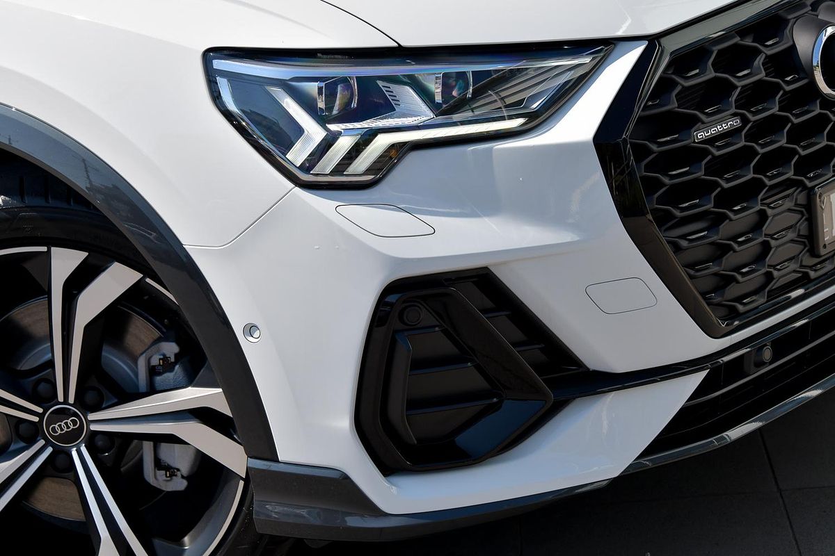 2024 Audi Q3 40 TFSI S line F3