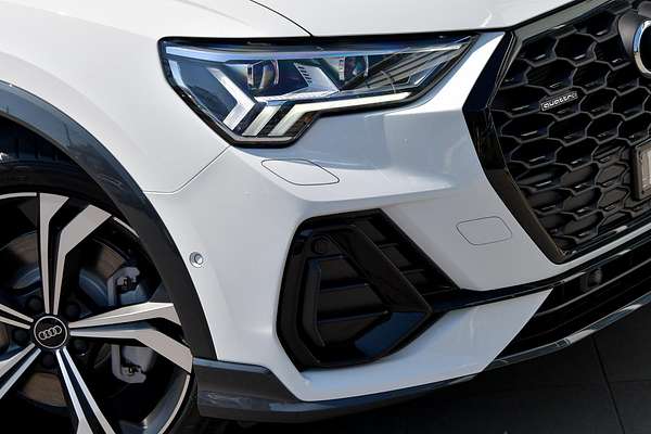 2024 Audi Q3 40 TFSI S line F3