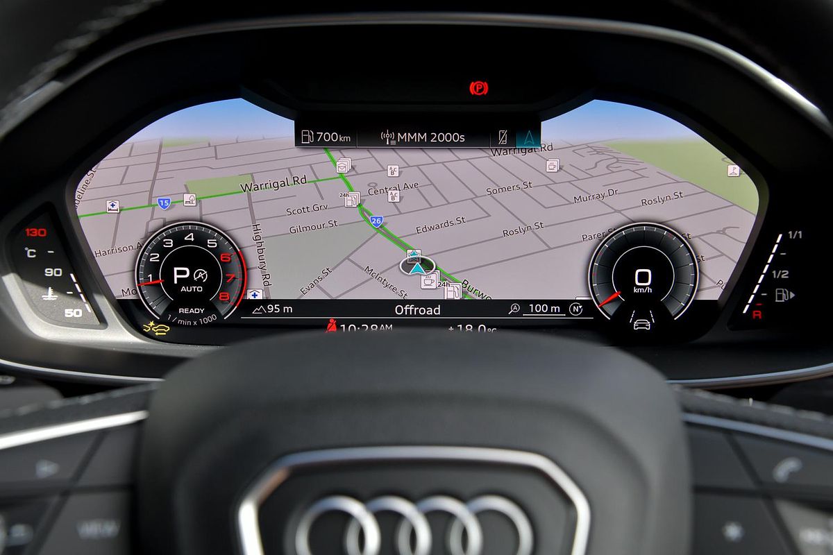 2024 Audi Q3 40 TFSI S line F3