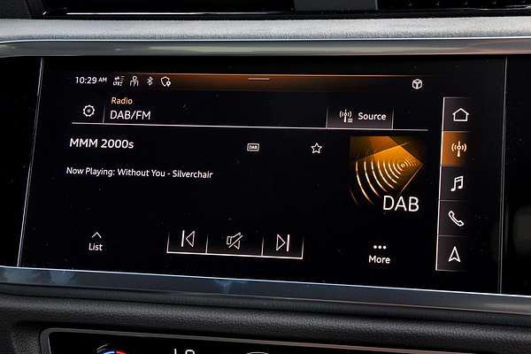 2024 Audi Q3 40 TFSI S line F3