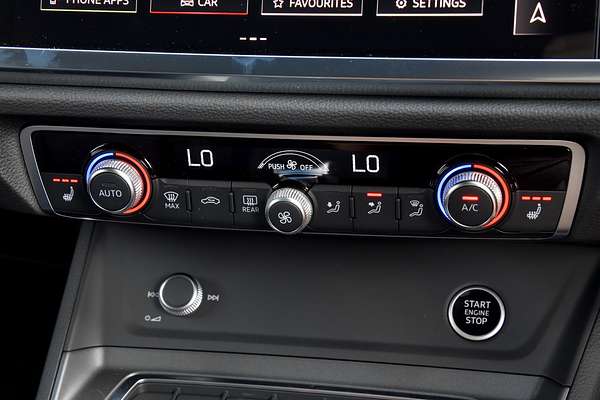 2024 Audi Q3 40 TFSI S line F3
