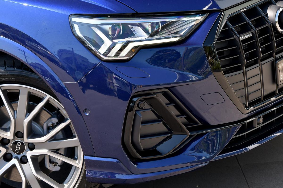 2024 Audi Q3 40 TFSI S line F3