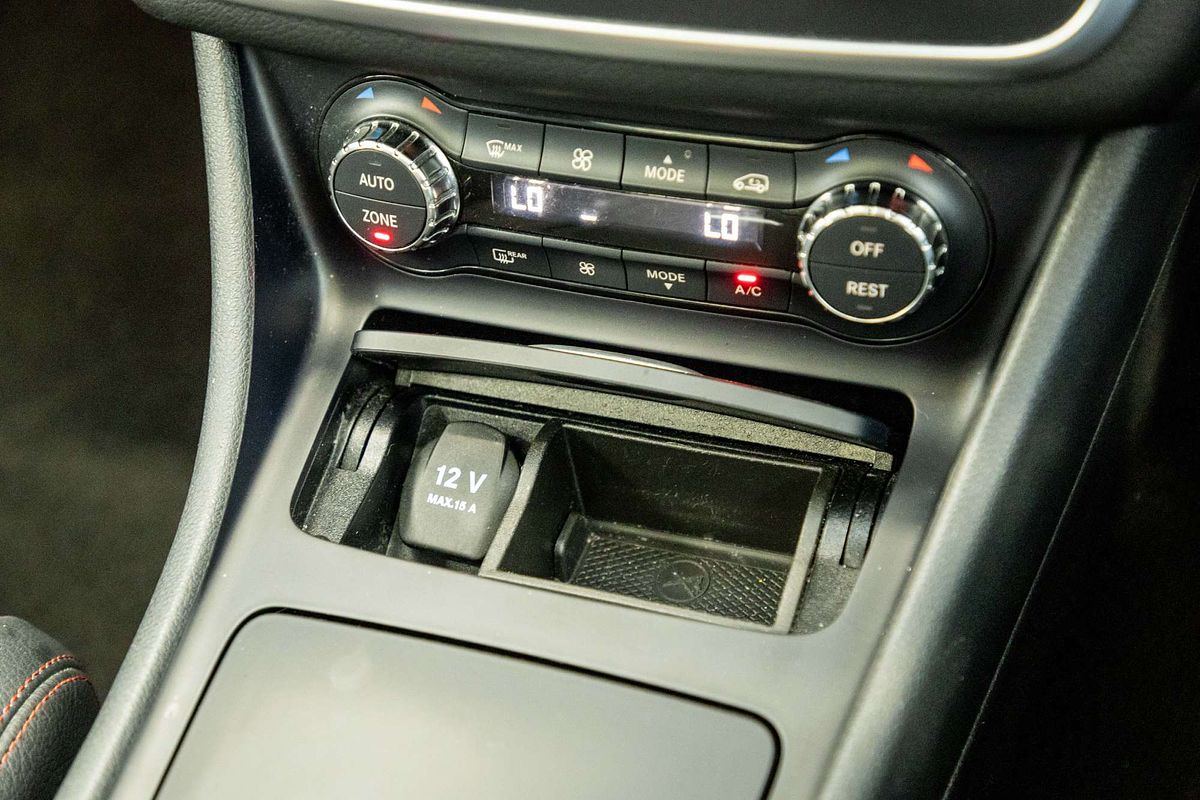 2016 Mercedes-Benz CLA-Class CLA250 Sport C117