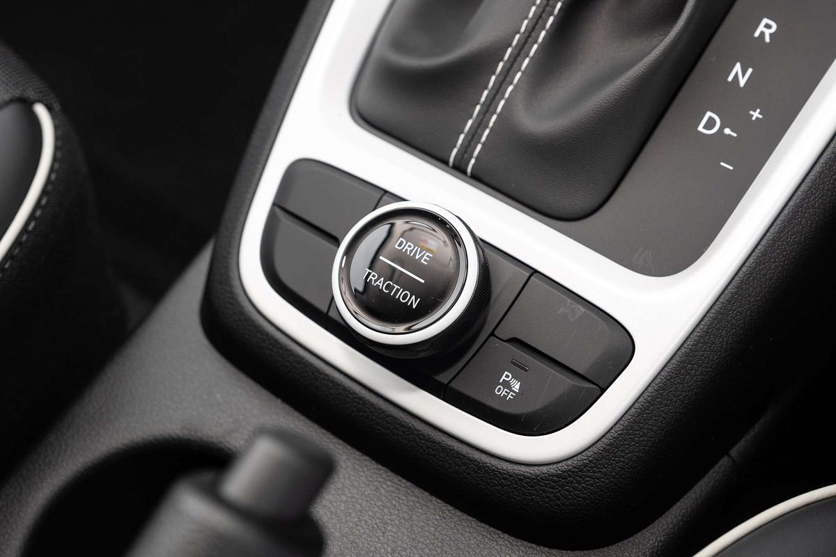 2024 Hyundai Venue Active QX.V5