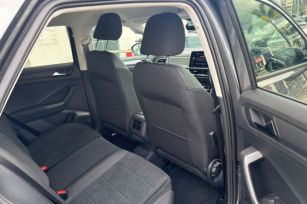 2024 Volkswagen T-Roc 110TSI Style D11
