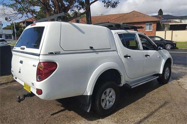 2012 Mitsubishi Triton GLX MN 4X4