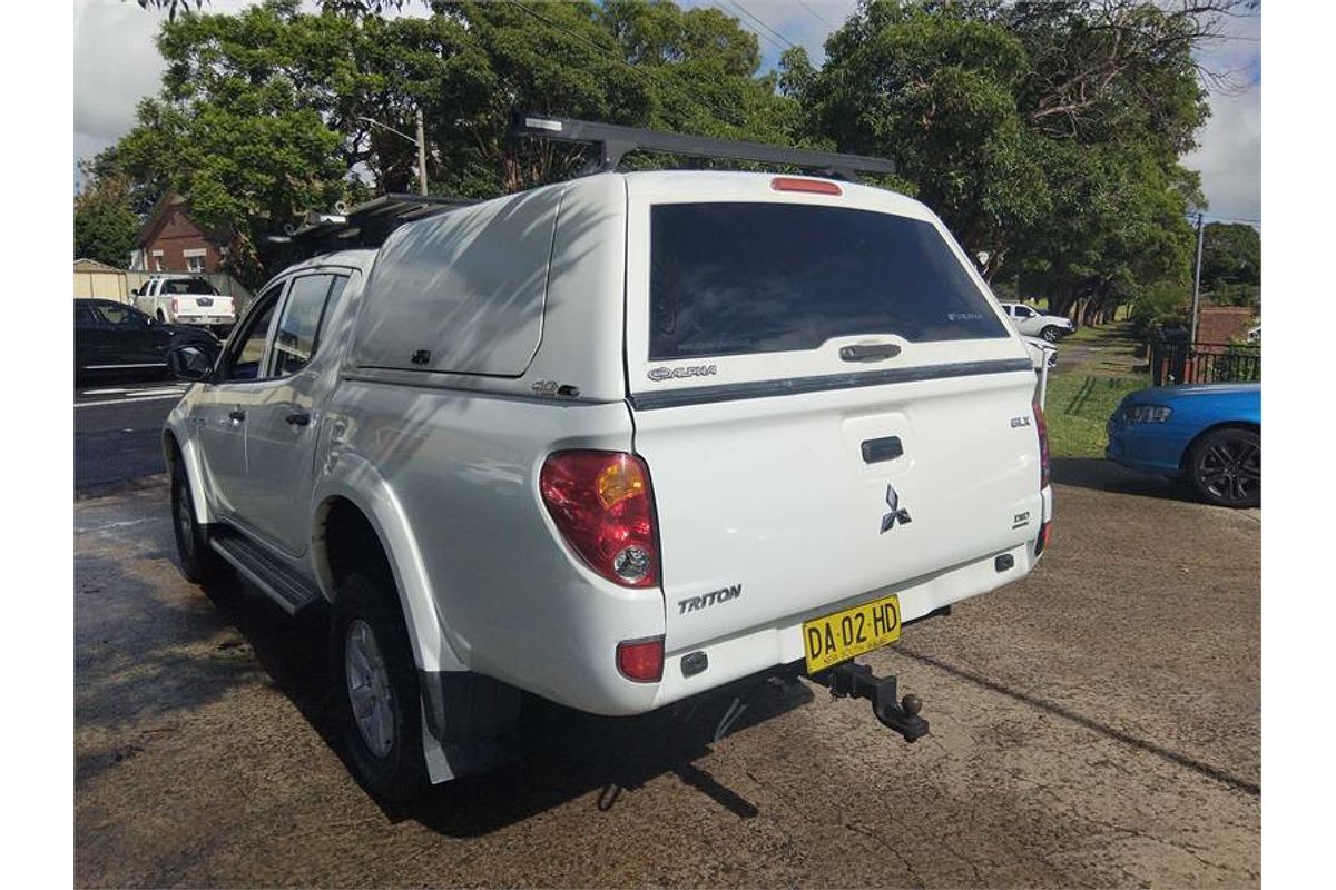 2012 Mitsubishi Triton GLX MN 4X4