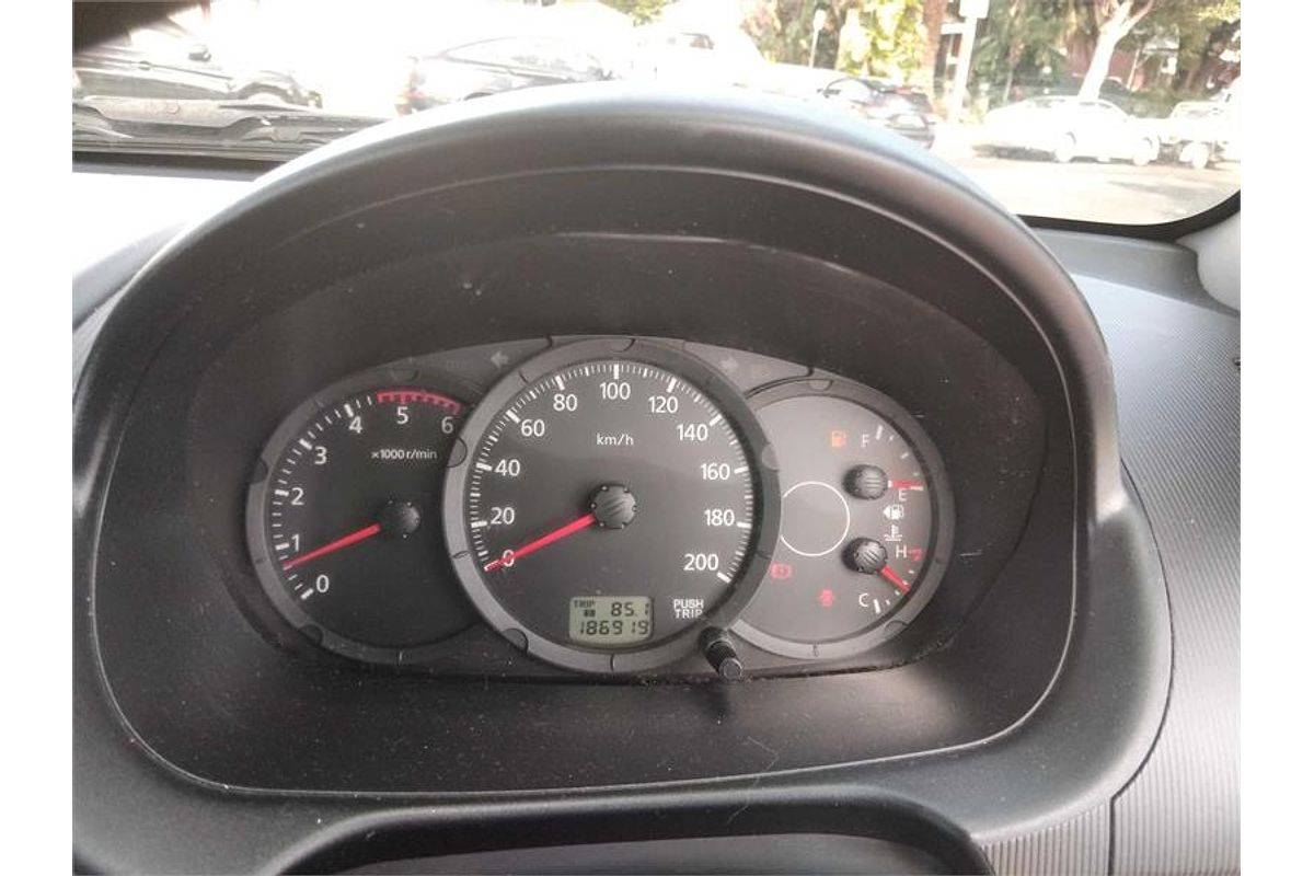 2012 Mitsubishi Triton GLX MN 4X4