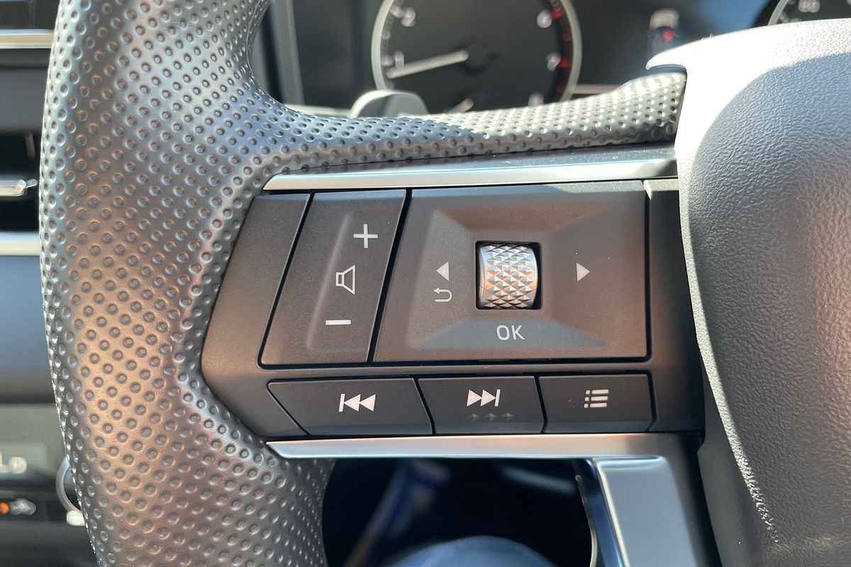 2024 Mitsubishi Outlander ES ZM