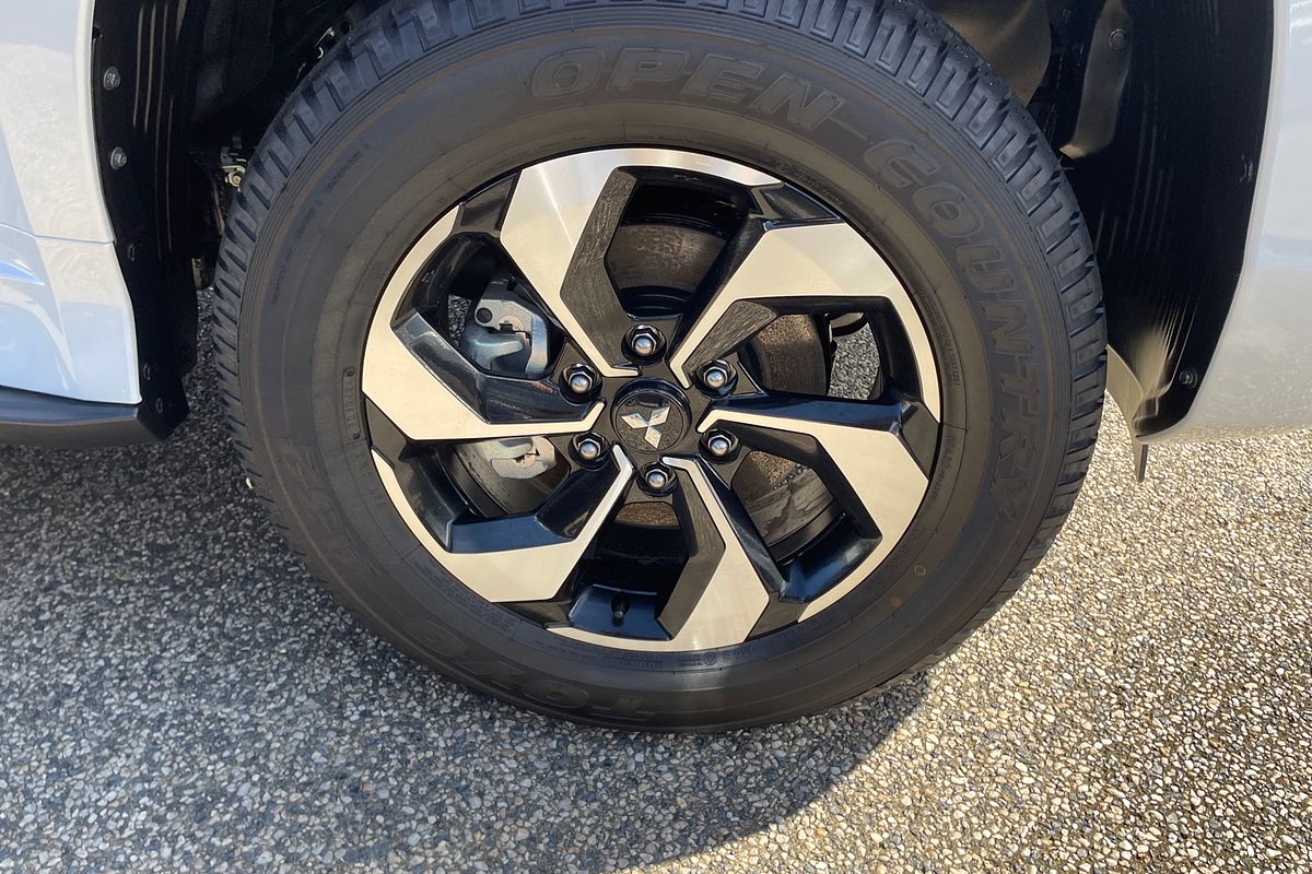 2024 Mitsubishi Pajero Sport GLS QG