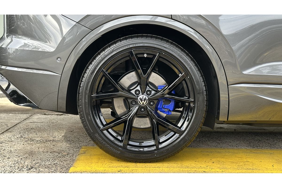 2024 Volkswagen Touareg R RC