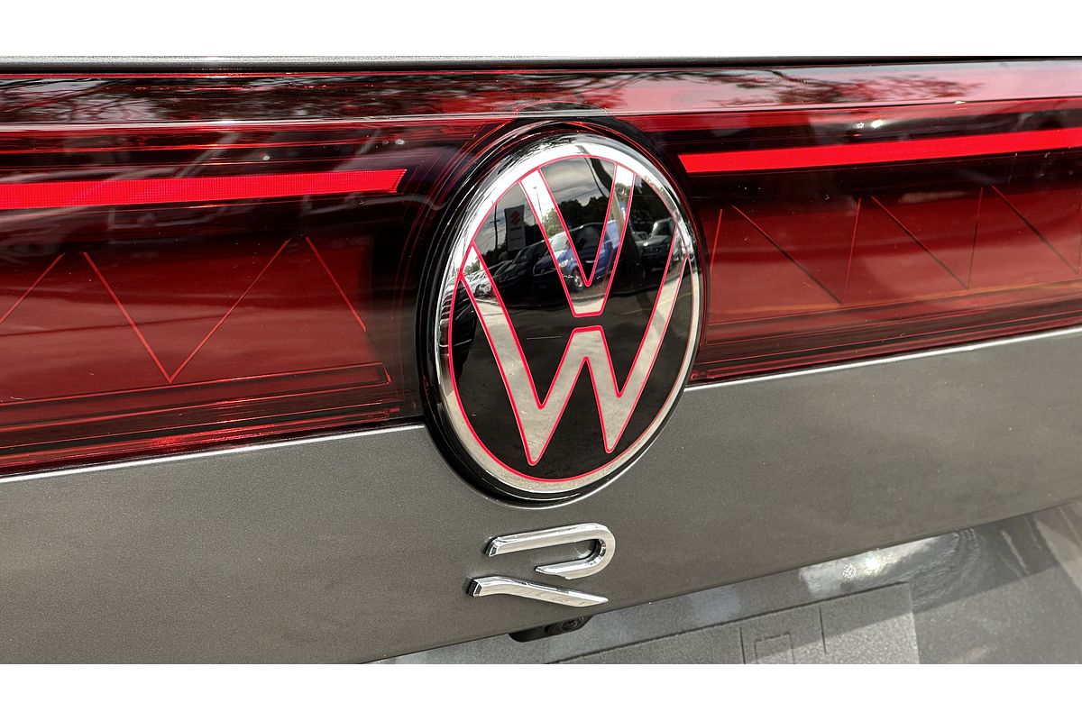 2024 Volkswagen Touareg R RC