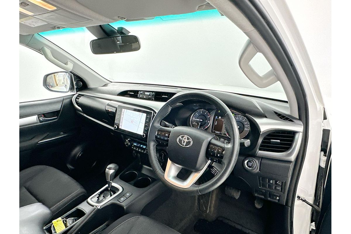 2020 Toyota Hilux SR5 GUN126R 4X4