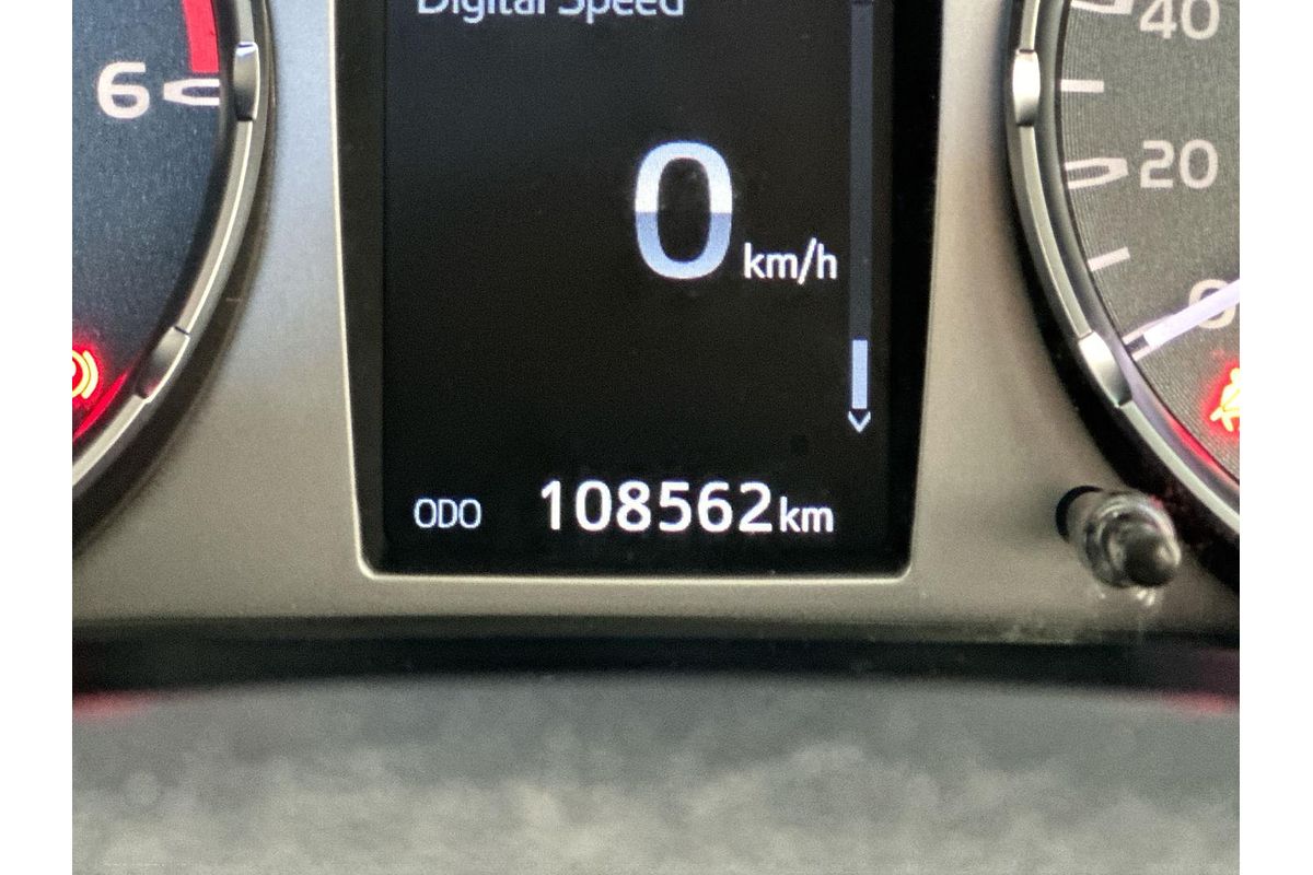 2020 Toyota Hilux SR5 GUN126R 4X4
