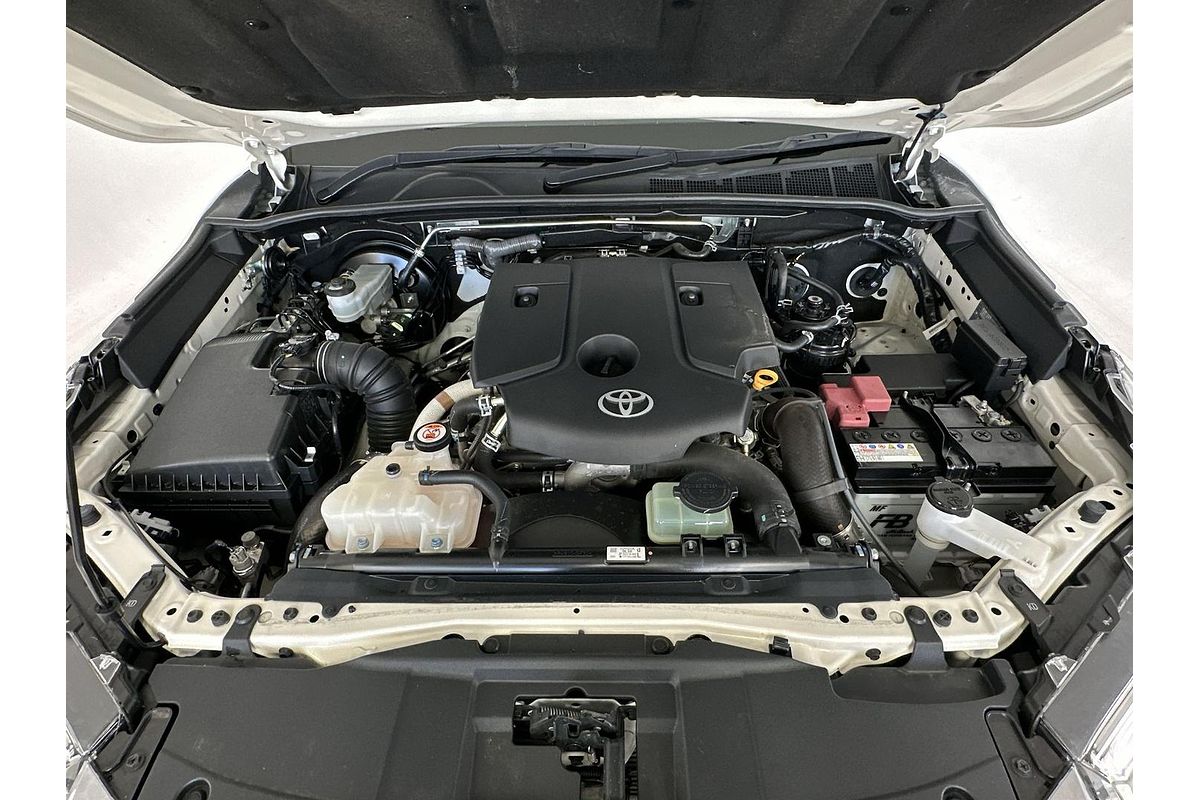 2020 Toyota Hilux SR5 GUN126R 4X4