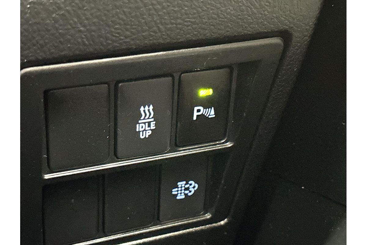 2020 Toyota Hilux SR5 GUN126R 4X4