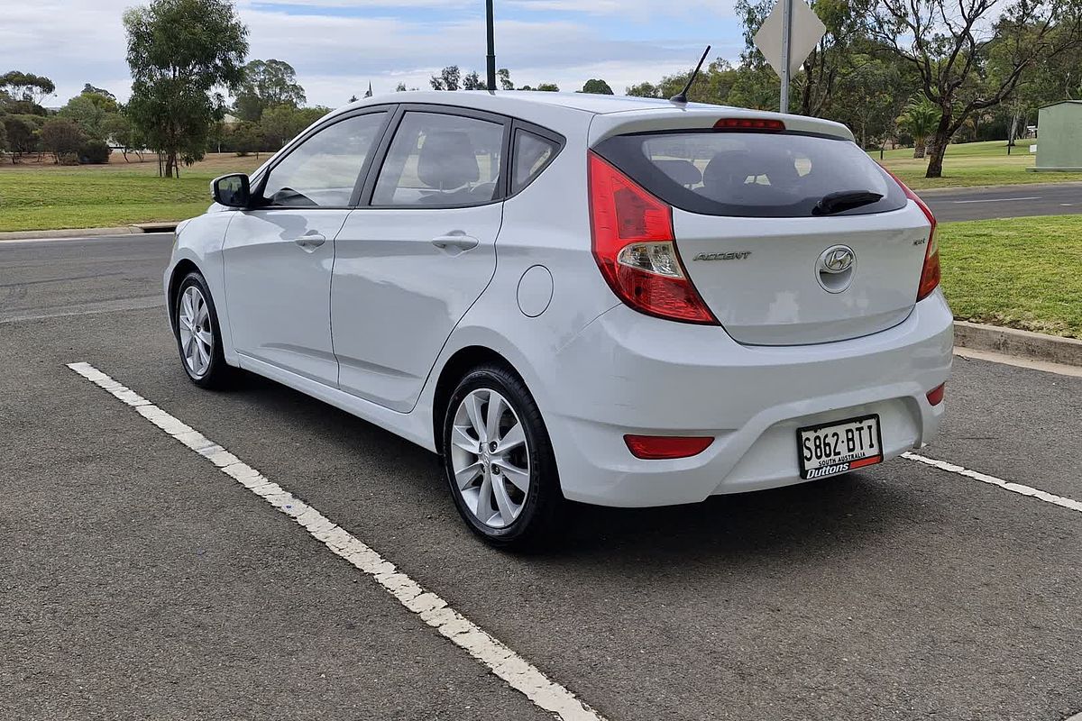 2017 Hyundai Accent Sport RB6