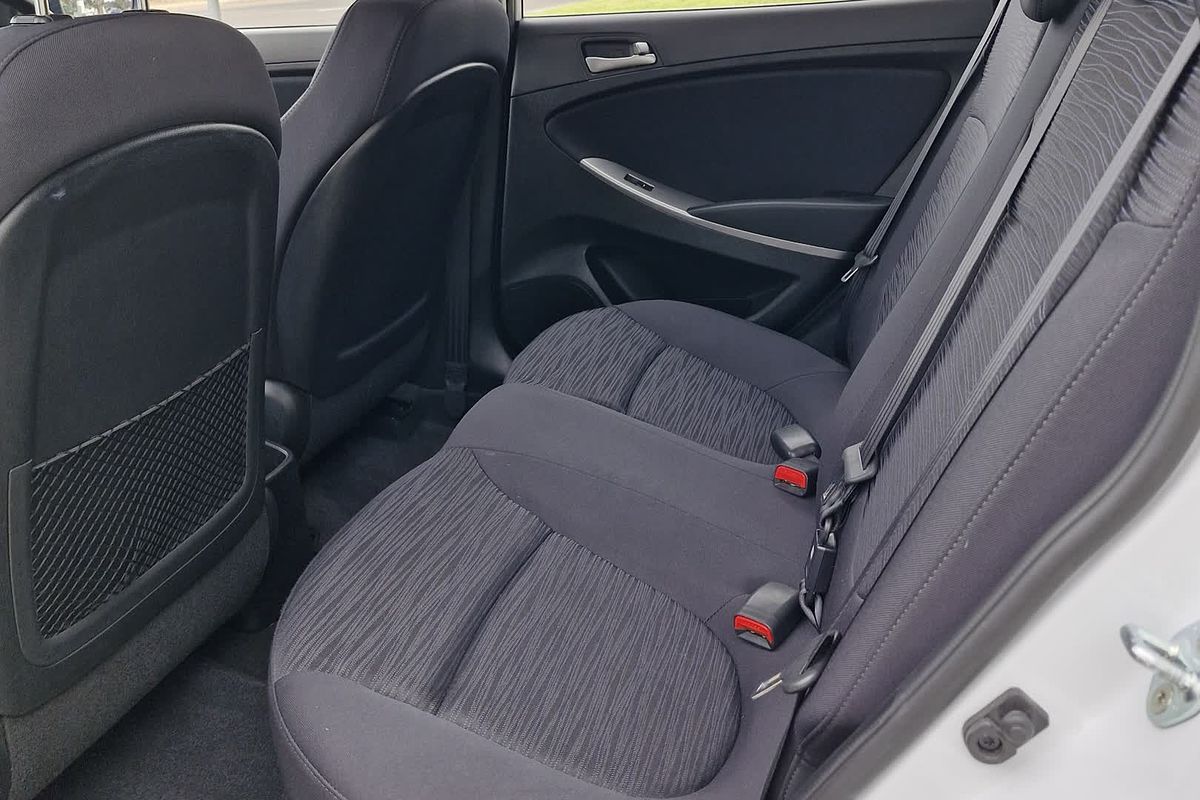 2017 Hyundai Accent Sport RB6