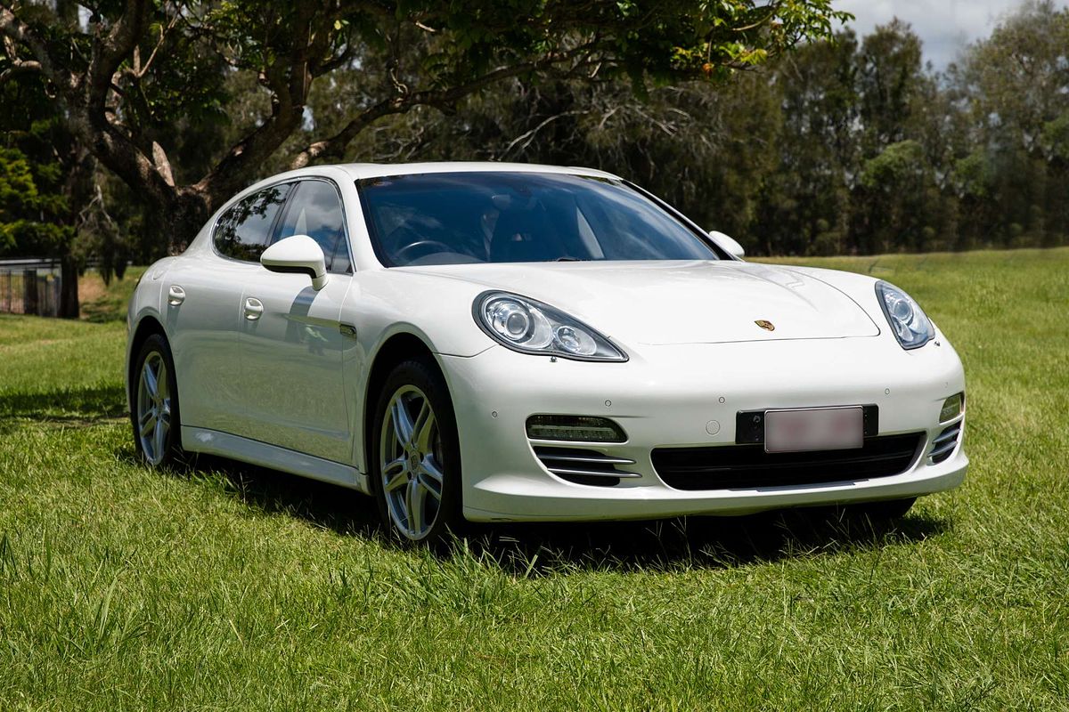 2011 Porsche Panamera 4S 970