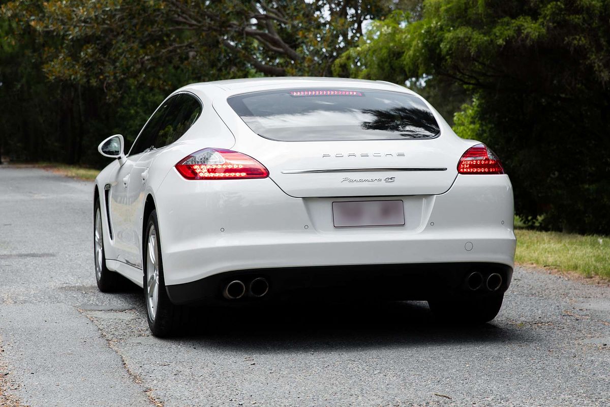 2011 Porsche Panamera 4S 970