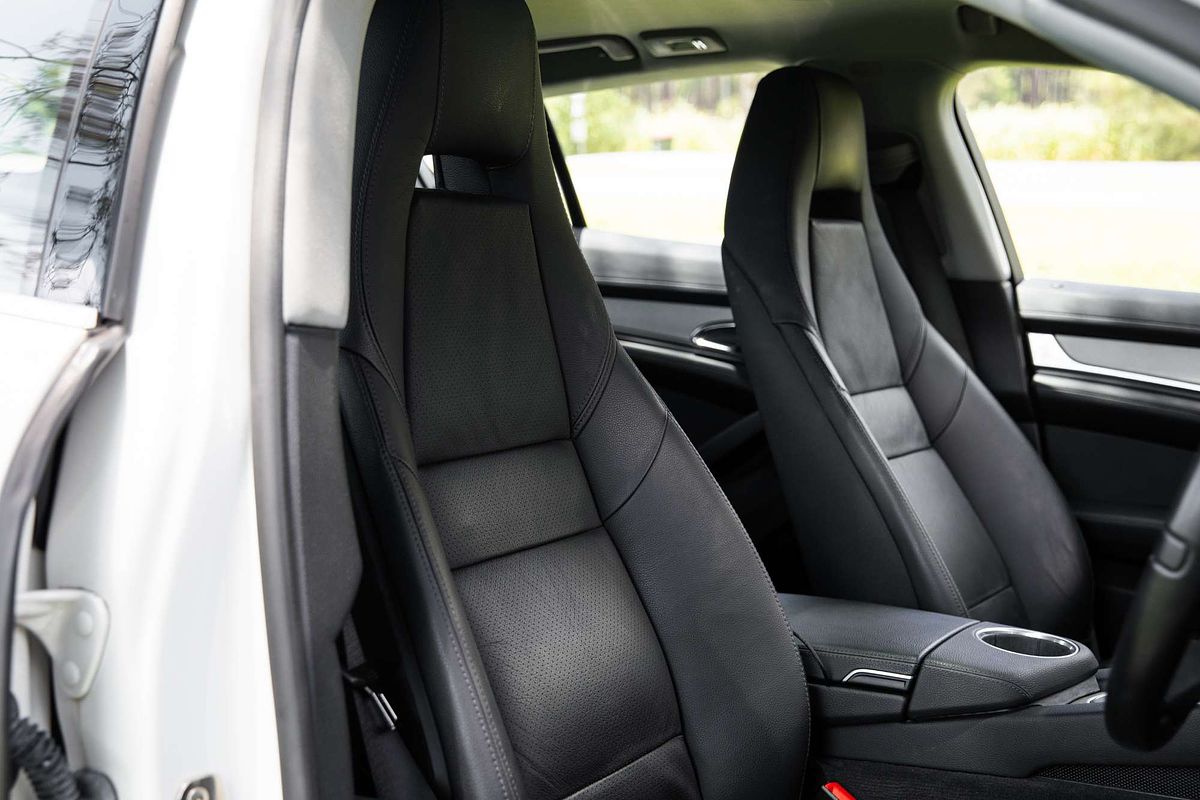 2011 Porsche Panamera 4S 970