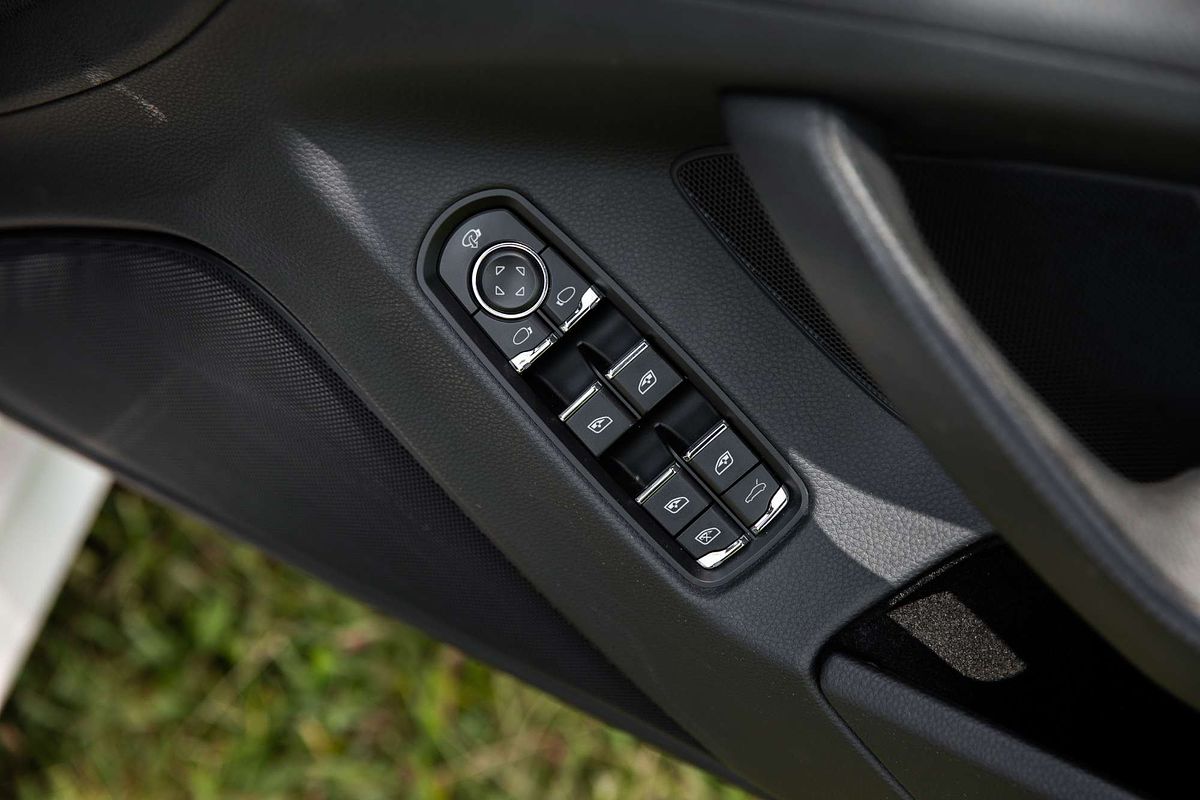 2011 Porsche Panamera 4S 970