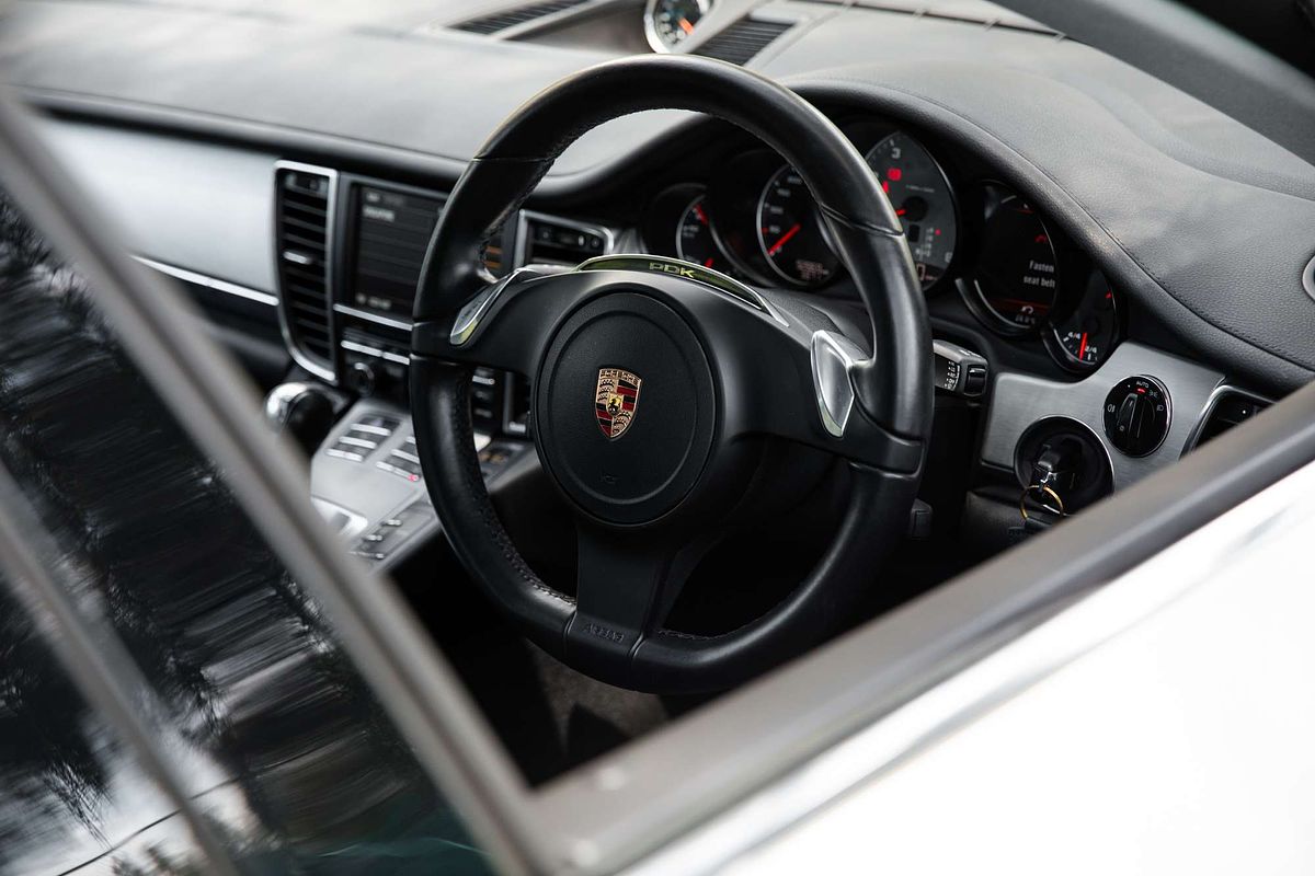 2011 Porsche Panamera 4S 970