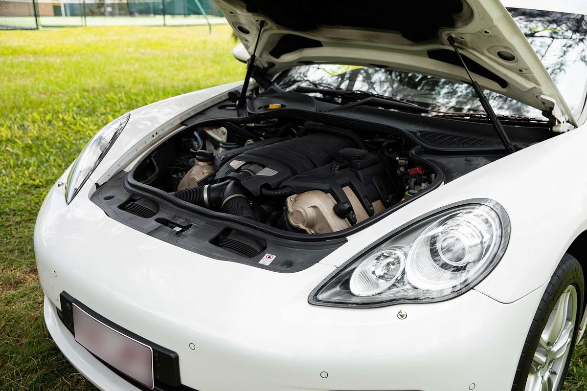 2011 Porsche Panamera 4S 970