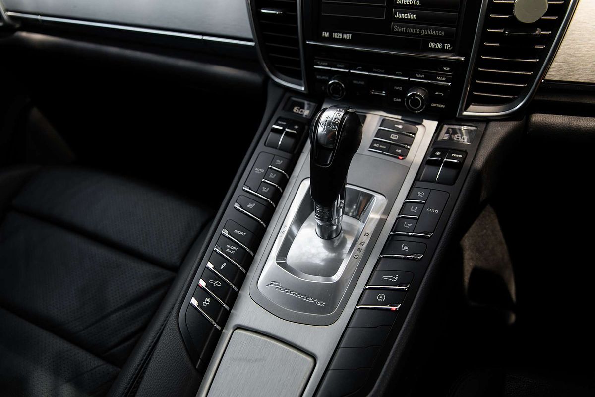 2011 Porsche Panamera 4S 970
