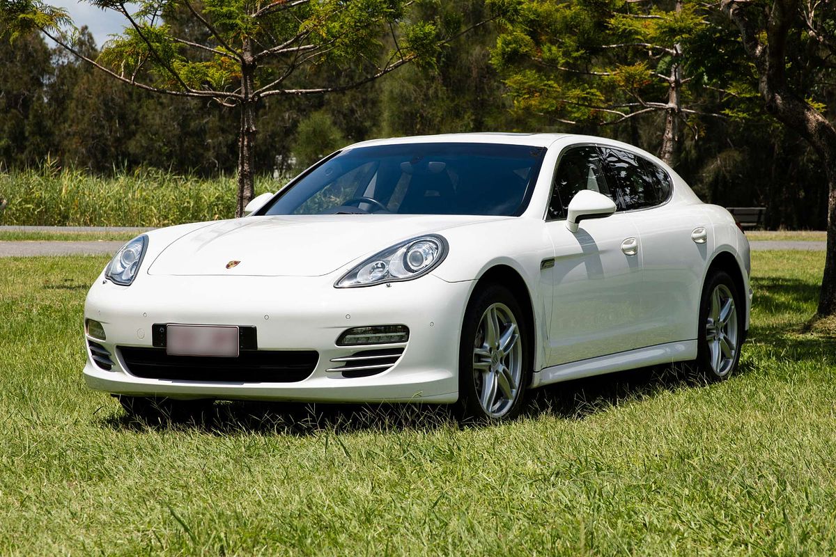 2011 Porsche Panamera 4S 970